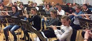 Jugendmusik und Konkordia bei einer Probe für das letztjährige Konzert. (Bild: pd)