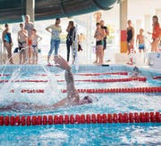 Neben dem Sport- und Schulschwimmen sollen im neuen Hallenbad auch Wellness und Action nicht vergessen gehen. (Bild: Urs Bucher)