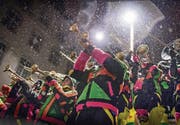 Mit Posaunen und Trompeten in die fünfte Jahreszeit: Mit dem Aagugge wurde die Fasnacht eröffnet. (Bild: Benjamin Manser)