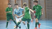 Engagierte Kämpfe um den Ball prägten den Cup in allen Kategorien – speziell auch bei den Kindern. (Bild: David Metzger)