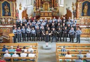 Die Chorgemeinschaft Muolen, Salmsach, Langrickenbach trat mit 50 Sängern auf. Die Jury erteilte ihnen die Note «sehr gut». (Bild: Urs Bucher)