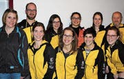 Das OK Kreisjugitag 2018 vom STV Berneck: (v. l.) Karin Steiner (Wettkampfleitung Kreisturnverband Rheintal), David Schmidheiny (Bau), Andrea Schmidheiny (Sponsoring), Jeanine Bürgi (Festwirtschaft), Selina Seitz (Kampfrichter), Petra Lehner (Ressort RG, St. Galler Turnverband), Andrea Loher (Finanzen), Ramona Ritz (Vizepräsidentin/Aktuarin), Stefanie Sieber (OK-Präsidentin), Adelbert Seitz (Beisitzer). (Bild: pd)