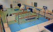 Die Turnhalle im ehemaligen Ressorthotel Mogelsberg wird zum Trainingszentrum der Fürstenland Frauen. (Bild: Beat Lanzendorfer)