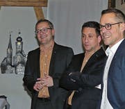 Vorfreude auf starke Gastmannschaften (von rechts): Matthias Hüppi, CEO der FC St. Gallen AG, mit Michael Zeller und Urs Schneider, dem Vize und dem Präsidenten des Altstätter U19-Turniers. (Bild: Ulrike Huber)