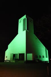 Auch die Kirche in Lichtensteig wurde im Rahmen der Aktion angestrahlt. Hier blieben Zwischenfälle aus. (Bild: Urs M. Hemm)