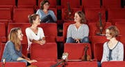 Treten am Sonntag in der Alten Zwirnerei auf (von links): Sybille Bremi (Violoncello), Nathalie Hubler (Rezitation), Antonia Ruesch (Violine), Brigitte Maier (Viola), Christine Baumann (Violine). (Bild: PD)
