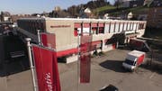 Mit rund 90 Mitarbeiterinnen und Mitarbeitern ist die Appenzeller Druckerei AG mit Hauptsitz in Herisau (im Bild) eine der grössten Druckereien in der Ostschweiz. (Bild: PD)