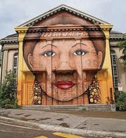 Die Fassade der Offenen Kirche ziert jetzt ein Graffiti. (Bild: Katharina Brenner)