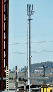Tausende Mobilfunkantennen ragen in der Schweiz gen Himmel. (Bild: Reto Martin)