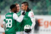 Jubelten nach dem Spiel gegen Sion: Nzuzi Toko, Peter Tschernegg und Danijel Aleksic, Torschütze des 1:0. (Bild: Marc Schumacher/freshfocus (freshfocus))