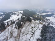 Im Älpli oberhalb von Krinau könnten drei Windturbinen aufgestellt werden. (Bild: Martin Lendi)