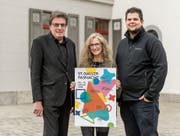 In den Startlöchern: Bruno Bischof, Barbara Holenstein und Andreas Jakob (von links) organisieren die St. Galler Fasnacht. (Bild: Hanspeter Schiess)