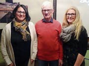 An der Hauptversammlung (v. l.): Tiziana Blank, neue Aktuarin; Albin Kühnis, bisheriger Präsident; Conny Bänziger, neue Präsidentin. (Bild: pd)