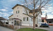 Das katholische Pfarrhaus in Engelburg soll noch dieses Jahr saniert werden. (Bild: Cyril Janak)