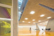 Verortung an der städtischen Schnittstelle: Das neue Institut für Pathologie und Rechtsmedizin des Kantonsspitals St. Gallen. (Bilder: Hanspeter Schiess)