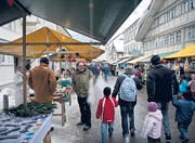 Schwellbrunn: Trotz klirrender Kälte war der Markt gut besucht.