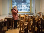 Bänke und Sprossenwände waren sehr begehrt: Am Samstag konnten Interessierte das Inventar gleich mitnehmen. (Bilder: Michel Canonica)