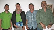 VVME-Präsident Martin Sutter (ganz links) bedankte sich bei Ehrenmitglied Edith Loher. Jürg Saxer (3. von links) ist neu im Vorstand, Stefan Loher (ganz rechts) trat nach mehr als 20 Jahren im Verein zurück. (Bild: Rösli Zeller)