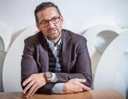 Joe Zinnbauer besitzt in St. Gallen einen Vertrag bis Sommer 2018. (Bild: Urs Bucher (St. Gallen, 12. Dezember 2016))