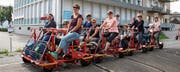 Mit dem Schienenvelo wurde eine kräftezehrende Rundreise getreten. (Bild: PD)