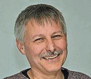 Daniel Kühnis, Montlingen, ist verheiratet und hat zwei erwachsene Kinder. Er ist Verwaltungsratspräsident von Montlingen-Eichenwies.