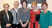 An der HV des Kirchenchors Oberriet (von links): Margrit Steiger (40 Jahre im Chor, Rücktritt), die nach 49 Chorjahren ebenfalls zurückgetretene Martha Imlig, Neumitglied Nicole Wagner, Jolanda Mattle (Präsidentin der Kirchenverwaltung, 50 Jahre im Chor) und Margrit Ammann (Präsidentin). (Bild: Christine Lüchinger)