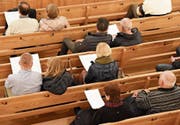 Die anwesenden Bürger sahen keinen Grund, den Voranschlag der Gemeinde zur Diskussion zu stellen. (Bilder: Urs M. Hemm)