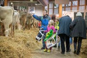 Die Olma verbindet Generationen - und gibt Gelegenheit für viele Erklärungen. (Bild: Samuel Schalch)
