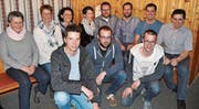 Setzten und setzen sich für Nesslau Tourismus ein: (hinten von links) Rösli Zwingli, Heidi Aerne, Manuela Schell, Olivia Hug, Oliver Schmid (neuer Präsident), Sandro Schmid, Pascal Winteler und Bruno Bleiker, (vorne von links) Michael Louis, Ralf Habegger und Patrick Schmid. (Bild: Sabine Schmid)
