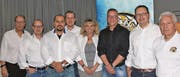Gewichtiger Wechsel im Vorstand des SC Rheintal: (v. l.) Andy Plüss (Rücktritt), Norbert Bühler, Raphael Coray, Fabian von Allmen, Marianne Holdener, Roberto Ladolardo neu Sponsoringchef, Roger Weder und Hansjörg Laumann. (Bild: Sepp Schmitter)