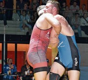 Andreas Vetsch (r.) siegte gleich mit 16:0. (Bild: mz)