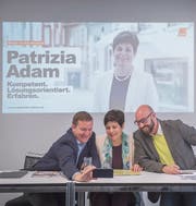 Wahlkampf-Selfie: Michael Hugentobler, Patrizia Adam und Stefan Grob (von links). (Bild: Urs Bucher)