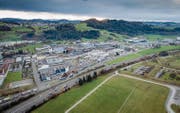 In diesem Areal im Industriegebiet zwischen St. Gallen und Gossau ist das Abwärmenetz geplant. (Bild: Hanspeter Schiess und Benjamin Manser)