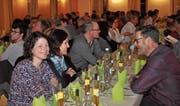 Auf den statutarischen Teil folgte der gesellige Bürgerabend mit Nachtessen, Musikunterhaltung und Wettbewerb. (Bild: Andrea C. Plüss)