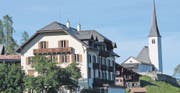 Der «Alpenblick» ist der einzige grosse Gastronomiebetrieb in Tenna. Für den Tourismus im Dorf und im Safiental sei er ein wichtiger Faktor, sagt Gemeindepräsident Thomas Buchli. (Bild: pd)