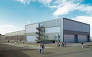 Der alte Hangar wurde im Herbst abgebrochen (Bild oben, September 2017). So wie auf der Visualisierung unten soll das Museum dereinst aussehen. (Bild: Rheintal Bau AG)