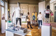 Plattform für grosse und kleine Künstler: Primar- und Oberstufenschüler zeigen derzeit im Kirchhoferhaus ihre Werke. (Bild: Urs Bucher)