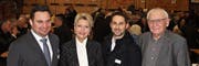 Die FDP-Verantwortlichen - Kantonalpräsident Raphael Frei, Regionalpräsident Gabriel Macedo und der Altstätter Ortsparteipräsident Peter Amsler (von links) freuen sich über hohen Besuch an der diesjährigen FDP-Neujahrsbegrüssung: Ständeratspräsidentin Karin Keller-Sutter sprach über die drängendsten Themen Altersvorsorge, Unternehmenssteuern und das Verhältnis der Schweiz zu Europa. (Bilder: Gert Bruderer)