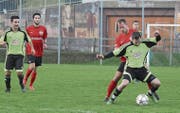 Viertligist Ebnat-Kappel, am Ball Alex Blatter, hier im Derby gegen Wattwil Bunt, hat zum Erfolg zurückgefunden. (Bild: Walter Züst)