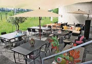 Die Gartenmöbel sind im hinteren Bereich des Einrichtungshauses ausgestellt, teilweise im Freien. (Bild: ste)