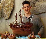 Philipp Ziehler überzeugte die Jury mit seinem Piratenschiff.