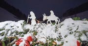 In Mosnang steht seit dem letzten Freitag der grösste Adventskranz der Welt. (Bild: Urs Bucher)