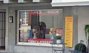 Das Ladenlokal der «Teppichwäscherei» in Rheineck ist seit der Eröffnung verwaist. Auf Post und Anrufe der Redaktion hat der Geschäftsinhaber bis heute nicht reagiert. (Bilder: Kurt Latzer)