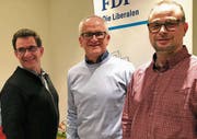Peter Schefer (scheidendes Vorstandsmitglied, von links), Präsident Ralph Brühwiler und der neue Beisitzer Thomas Lechner. (Bild: pd)