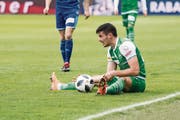Danijel Aleksic und der FC St. Gallen verpassen es mit einem 1:3 in Luzern, den dritten Tabellenrang zu festigen. (Bild: KEYSTONE)