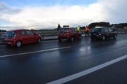 Eine Autofahrerin musste eine Vollbremsung einleiten und verursachte eine Kollision. (Bild: Kapo SG)