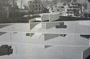 Das Parkhaus Wolfhalden bettet sich optimal in den Hang ein. (Bild: PD)