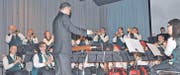 Dirigent Silvio Söldi führte die Aktiven der Musikgesellschaft Montlingen-Eichenwies auf eine viel beachtete und recht anspruchsvolle Odyssee. (Bilder: René Jann)