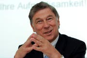 Gerold Bührer tritt nach sechs Jahren als Präsident des grössten Dachverbands der Schweizer Wirtschaft, Economiesuisse, zurück. (Bild: Keystone)