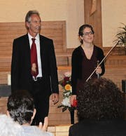 Max Heinz und Fabienne Früh wird mit Applaus für das hochstehende Konzert gedankt. (Bilder: Lisa Leisi)